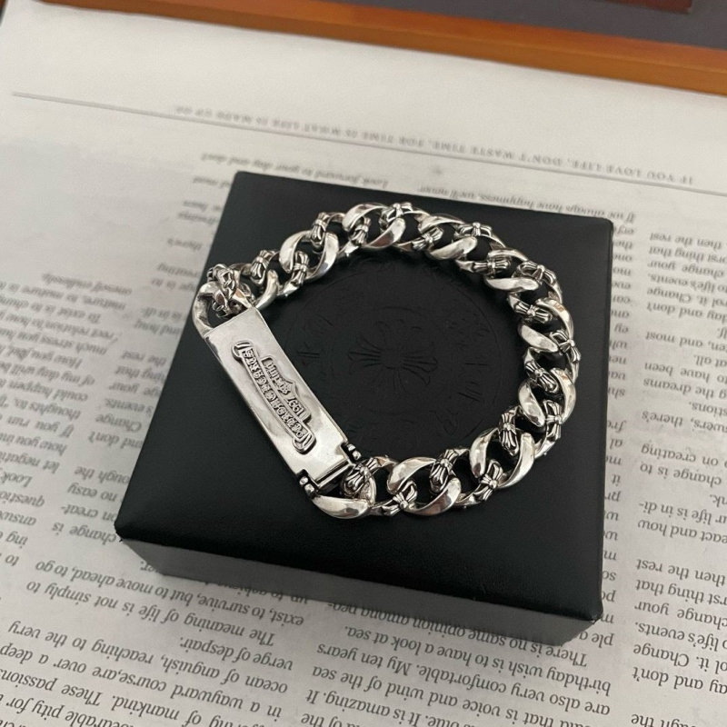 Ch*0me He**ts bracelets